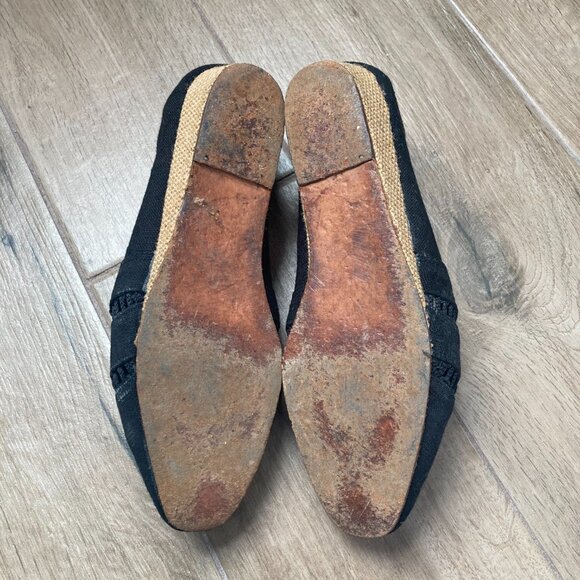 Low-Wedge Canvas Shoe - Picture 4 of 6